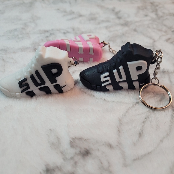 KEYS CHAINS - Picture 7 of 16